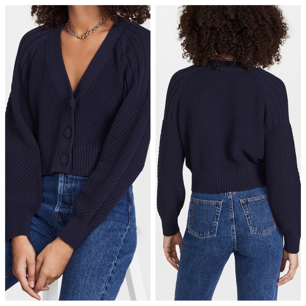 525 💙 Navy Blue Mixed Stitch Crop Cardigan Size M